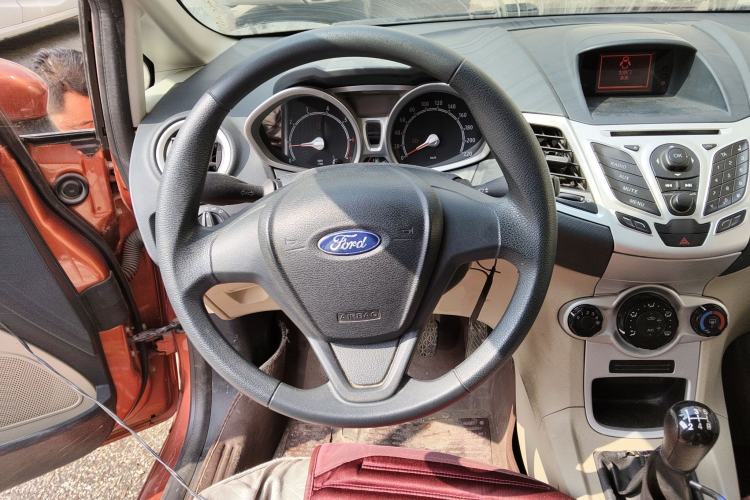 Used Ford Fiesta 2009 Hatchback 1.5L Manual Fashion Edition Steering Wheel