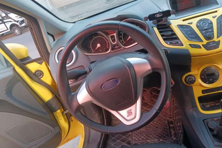 Used Ford Fiesta 2009 Hatchback 1.5L Manual Sport Model Steering Wheel