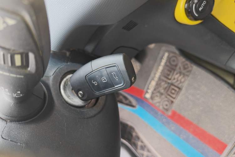 Used Ford Fiesta 2009 Hatchback 1.5L Automatic Sport Model Vehicle Key