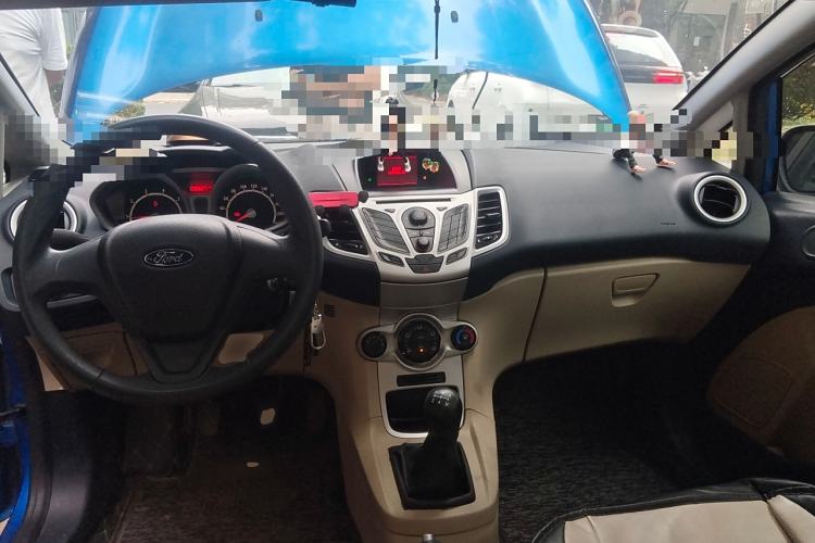 Used Ford Fiesta 2010 Hatchback 1.5L Manual - Limited Edition "Guangmang" Center Console