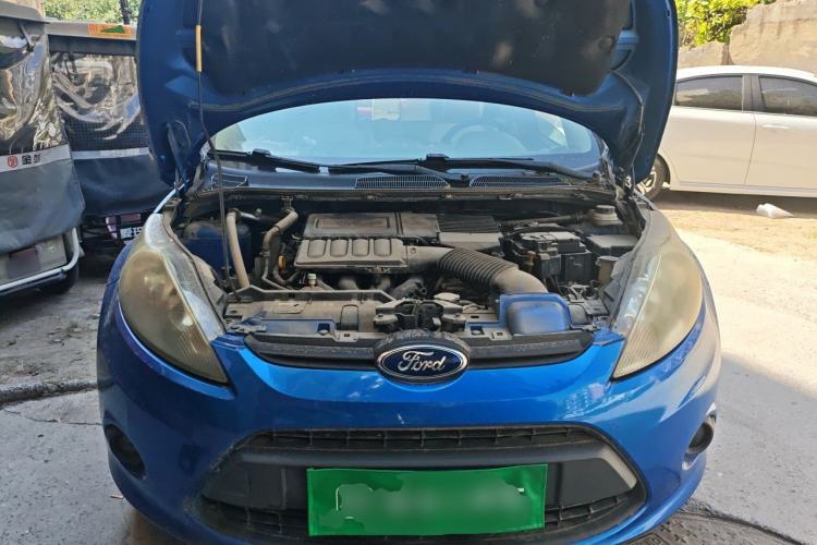 Used Ford Fiesta 2010 Hatchback 1.5L Automatic Limited Edition "Guangmang" Engine Bay