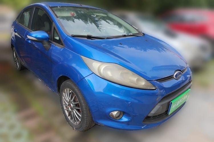 Used Ford Fiesta 2010 Sedan 1.3L Manual Fashion Edition Front Right 45 Deg