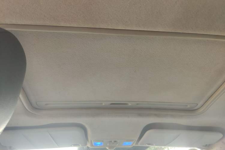 Used Ford Fiesta 2010 Hatchback 1.5L Automatic Limited Edition "Guangmang" Headliner