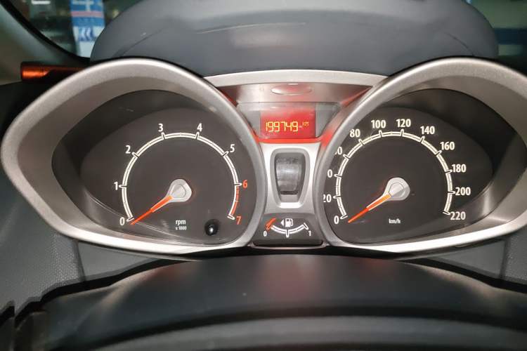 Used Ford Fiesta 2010 Hatchback 1.5L Automatic Limited Edition "Guangmang" Instrument Cluster