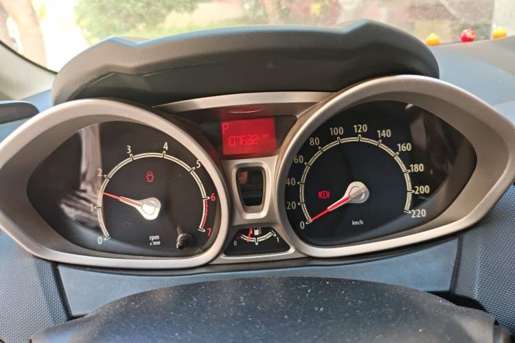 Used Ford Fiesta 2010 Hatchback 1.5L Automatic Limited Edition "Guangmang" Instrument Cluster