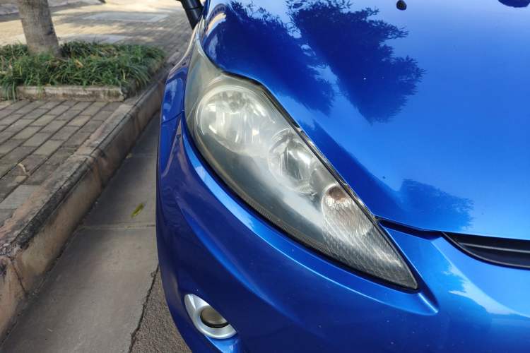 Used Ford Fiesta 2010 Hatchback 1.5L Automatic Limited Edition "Guangmang" Right Front Headlight
