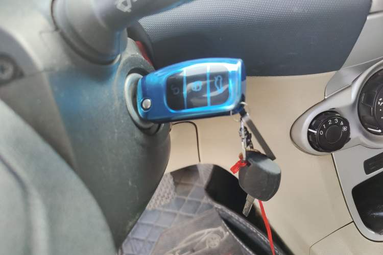 Used Ford Fiesta 2010 Hatchback 1.5L Automatic Limited Edition "Guangmang" Vehicle Key