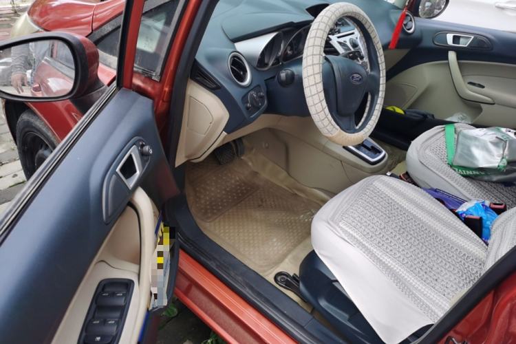 Used Ford Fiesta 2010 Hatchback 1.5L Automatic Limited Edition "Guangmang" Driver Seat