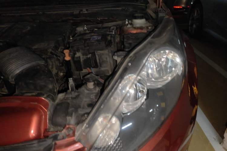 Used Ford Fiesta 2010 Hatchback 1.5L Automatic Fashion Edition Limited Model Engine Bay Left