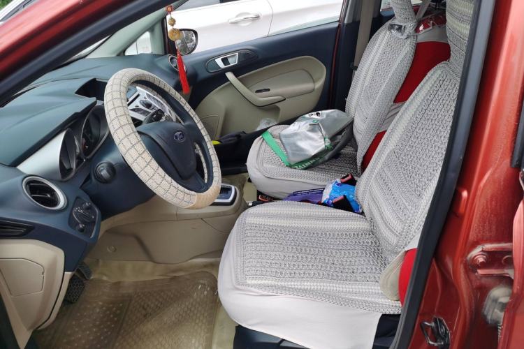 Used Ford Fiesta 2010 Hatchback 1.5L Automatic Limited Edition "Guangmang" Left Front Seat