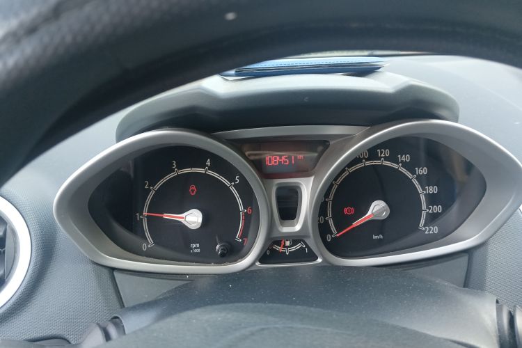 Used Ford Fiesta 2010 Hatchback 1.5L Manual - Limited Edition "Guangmang" Odometer Close Up