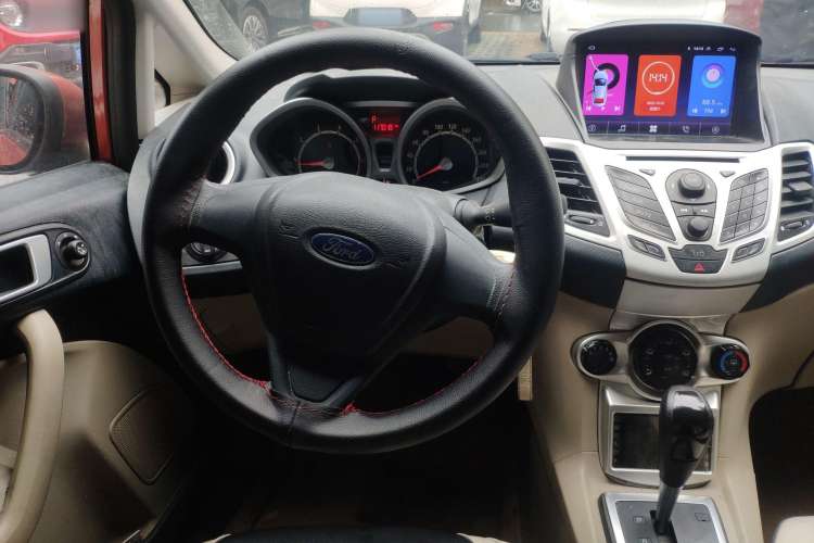 Used Ford Fiesta 2010 Hatchback 1.5L Automatic Limited Edition "Guangmang" Steering Wheel