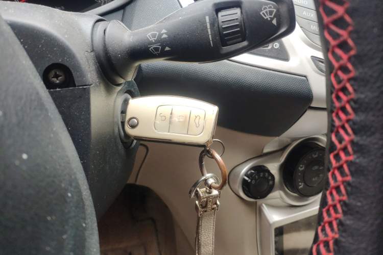 Used Ford Fiesta 2010 Hatchback 1.5L Automatic Limited Edition "Guangmang" Vehicle Key