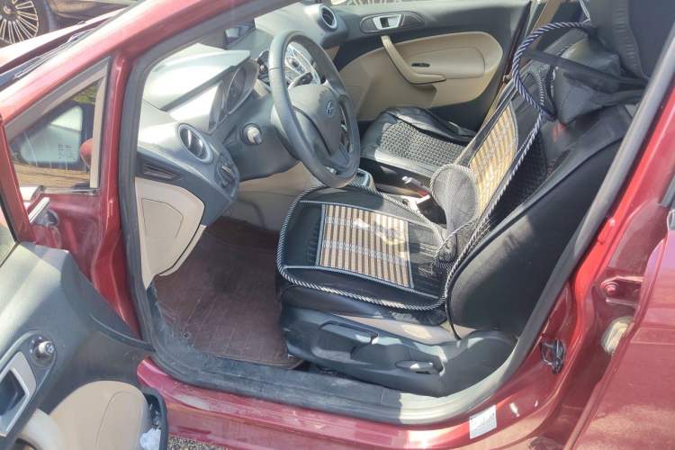 Used Ford Fiesta 2010 Hatchback 1.5L Automatic Fashion Edition Limited Model Driver Seat
