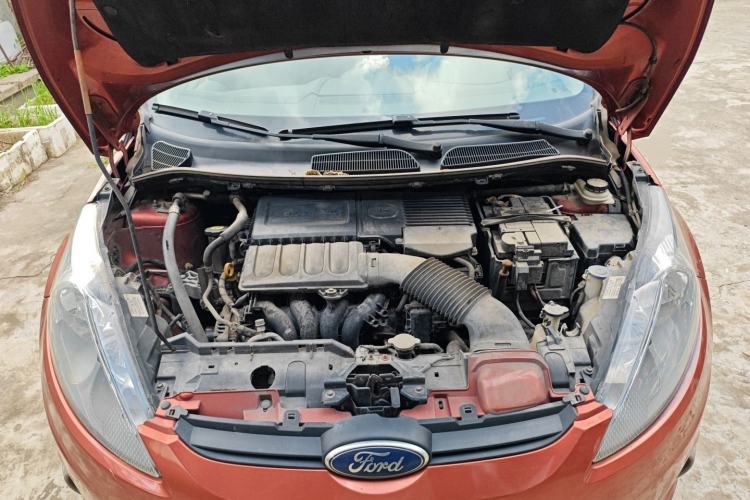 Used Ford Fiesta 2010 Hatchback 1.5L Automatic Limited Edition "Guangmang" Engine Bay