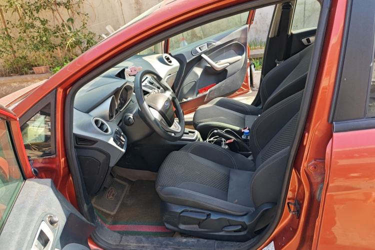 Used Ford Fiesta 2010 Hatchback 1.5L Automatic Limited Edition "Guangmang" Left Front Seat