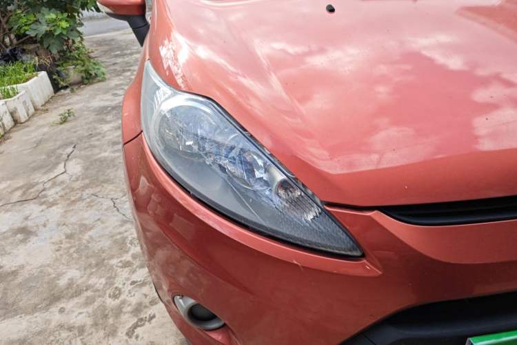 Used Ford Fiesta 2010 Hatchback 1.5L Automatic Limited Edition "Guangmang" Right Front Headlight