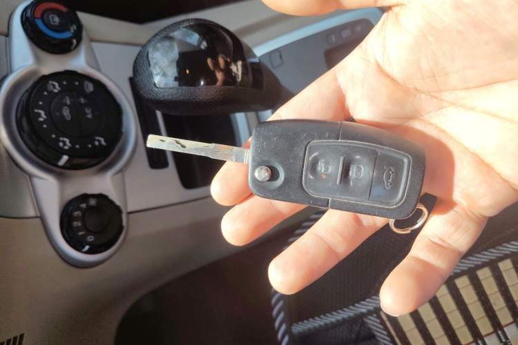 Used Ford Fiesta 2010 Hatchback 1.5L Automatic Fashion Edition Limited Model Vehicle Key