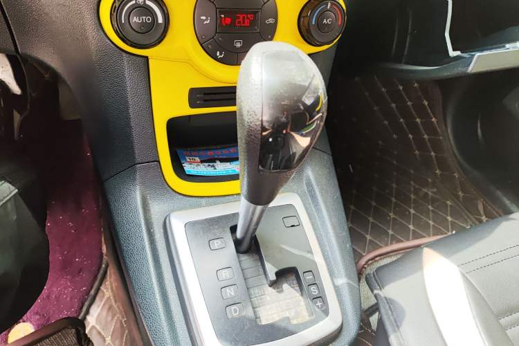 Used Ford Fiesta 2010 Hatchback 1.5L Automatic Limited Edition "Guangmang" Gear Lever