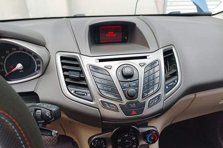 Used Ford Fiesta 2011 Hatchback 1.5L Automatic Fashion Edition Audio And AC Panel