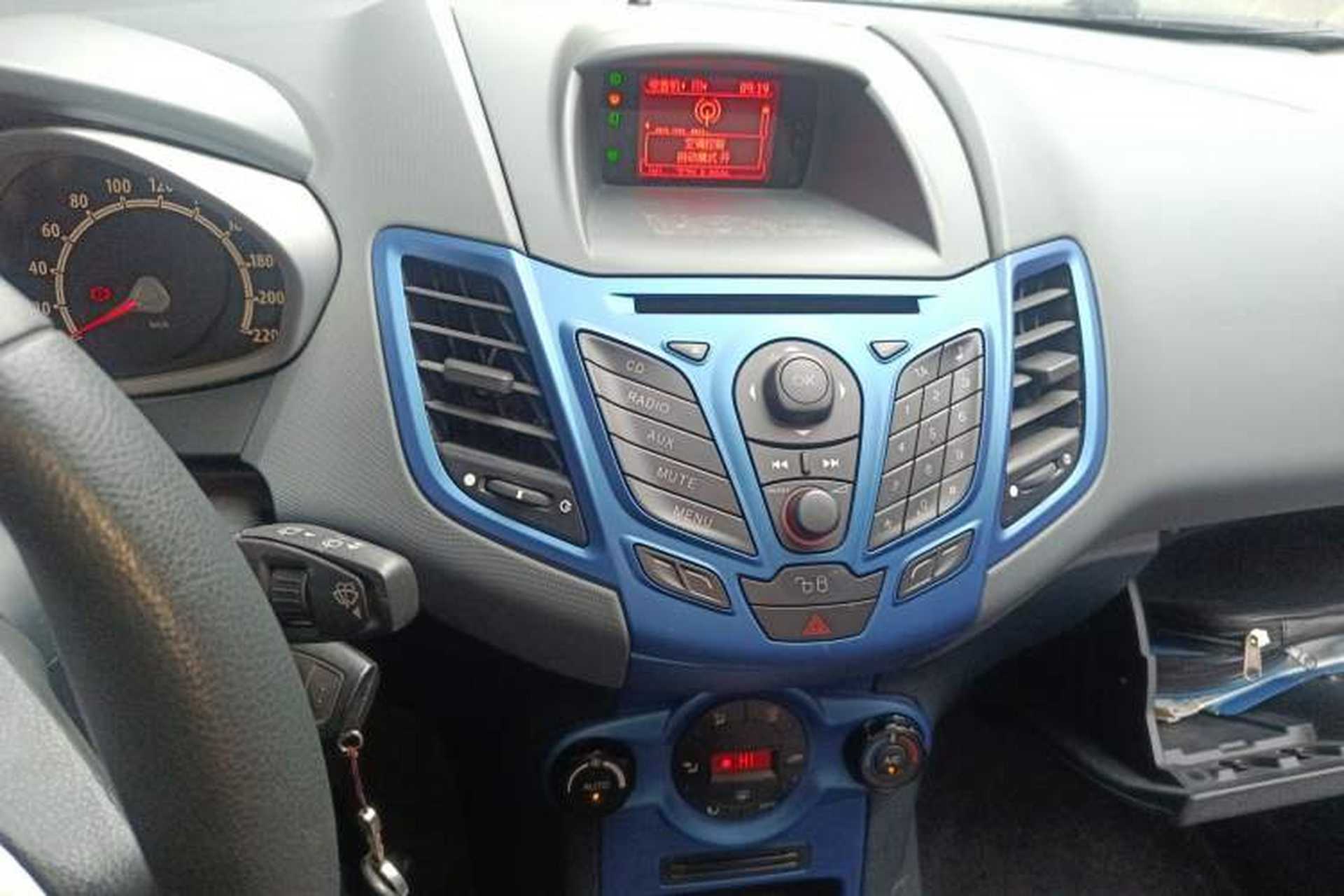 Used Ford Fiesta 2011 Hatchback 1.5L Automatic Sport Model Audio And AC Panel