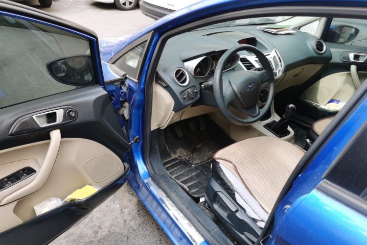 Used Ford Fiesta 2011 Hatchback 1.5L Manual Fashion Edition Driver Seat