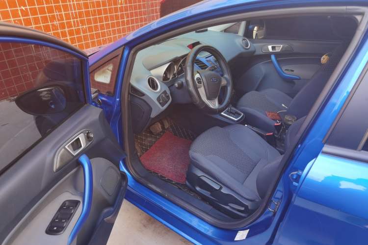Used Ford Fiesta 2011 Hatchback 1.5L Automatic Dynamic Model Driver Seat