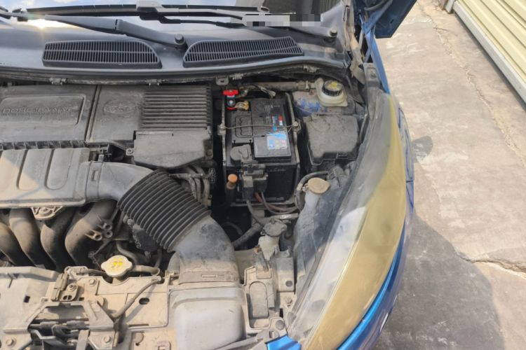 Used Ford Fiesta 2011 Sedan 1.5L Automatic Fashion Edition Engine Bay Left