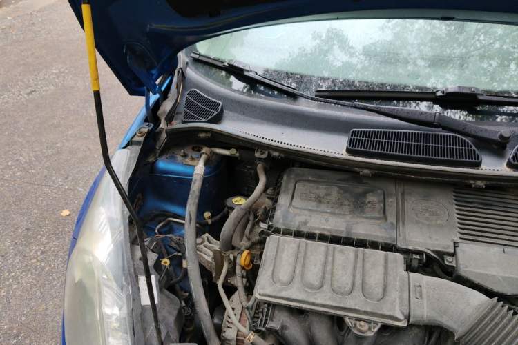 Used Ford Fiesta 2011 Hatchback 1.5L Automatic Fashion Edition Engine Bay Right