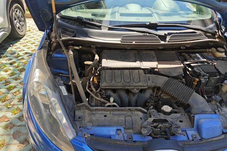 Used Ford Fiesta 2011 Hatchback 1.5L Automatic Fashion Edition Engine Bay Right