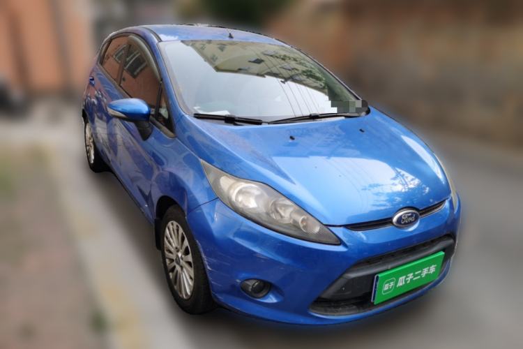 Used Ford Fiesta 2011 Hatchback 1.5L Manual Fashion Edition Front Right 45 Deg
