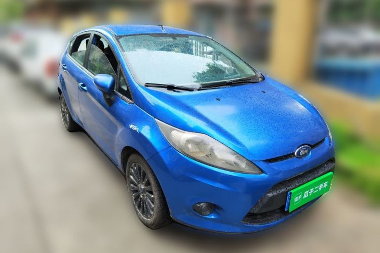 Used Ford Fiesta 2011 Hatchback 1.5L Automatic Fashion Edition Front Right 45 Deg