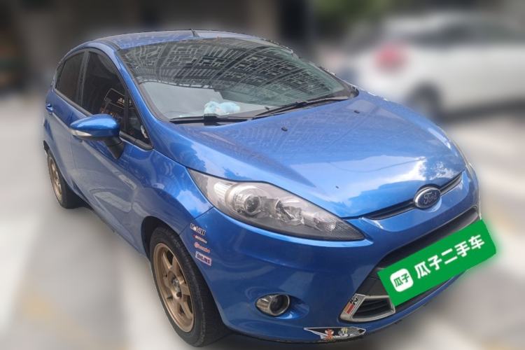 Used Ford Fiesta 2011 Hatchback 1.5L Manual Fashion Edition Front Right 45 Deg