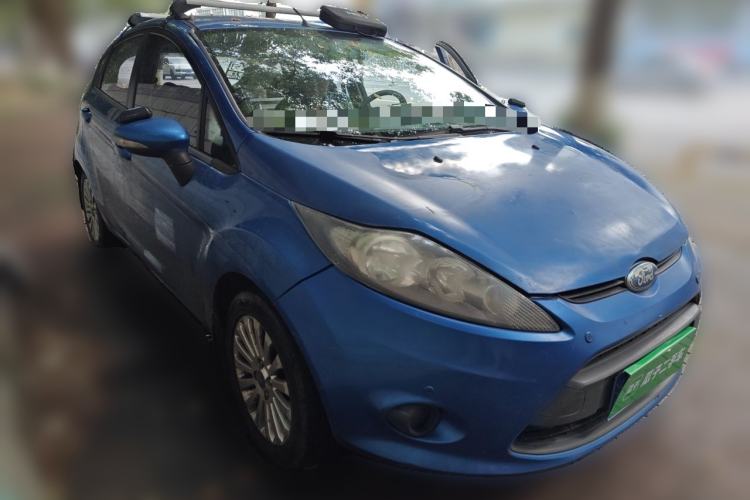 Used Ford Fiesta 2011 Hatchback 1.5L Manual Fashion Edition Front Right 45 Deg