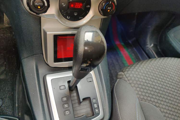 Used Ford Fiesta 2011 Hatchback 1.5L Automatic Sport Model Gear Lever