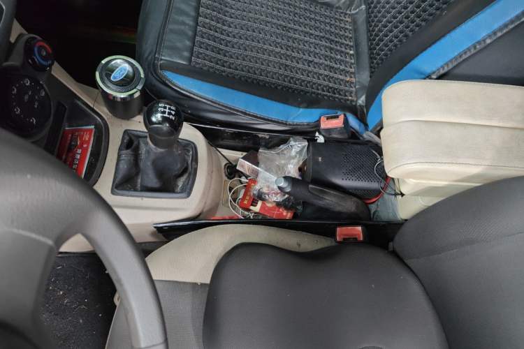 Used Ford Fiesta 2011 Hatchback 1.5L Manual Fashion Edition Gear Lever