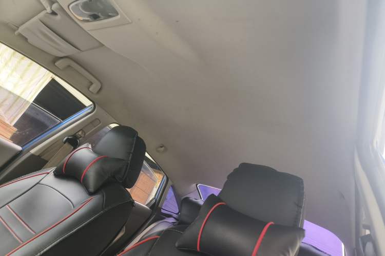 Used Ford Fiesta 2011 Sedan 1.5L Automatic Fashion Edition Headliner