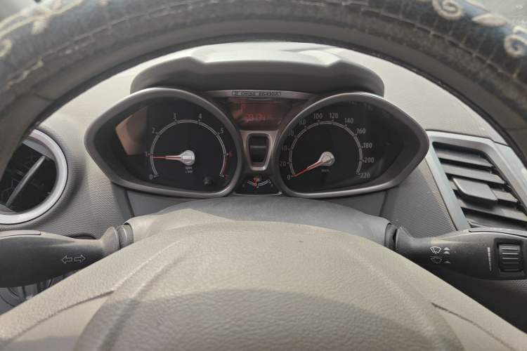Used Ford Fiesta 2011 Hatchback 1.5L Automatic Fashion Edition Instrument Cluster