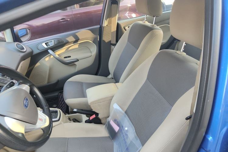 Used Ford Fiesta 2011 Sedan 1.5L Automatic Fashion Edition Left Front Seat