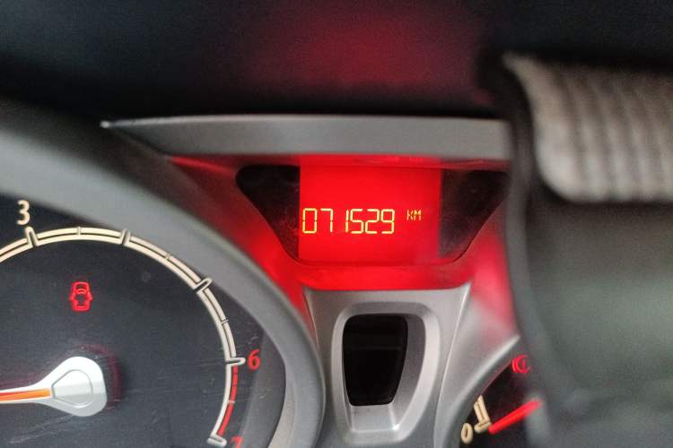 Used Ford Fiesta 2011 Hatchback 1.5L Manual Fashion Edition Odometer Close Up