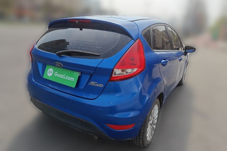 Used Ford Fiesta 2011 Hatchback 1.5L Automatic Fashion Edition Rear Right 45 Deg