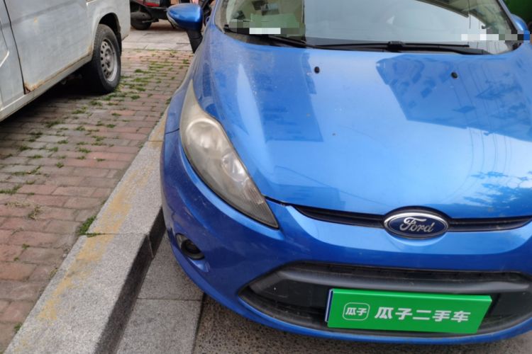 Used Ford Fiesta 2011 Hatchback 1.5L Manual Fashion Edition Right Front Headlight