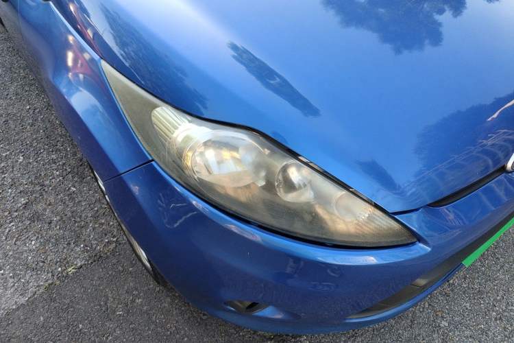 Used Ford Fiesta 2011 Sedan 1.5L Automatic Fashion Edition Right Front Headlight