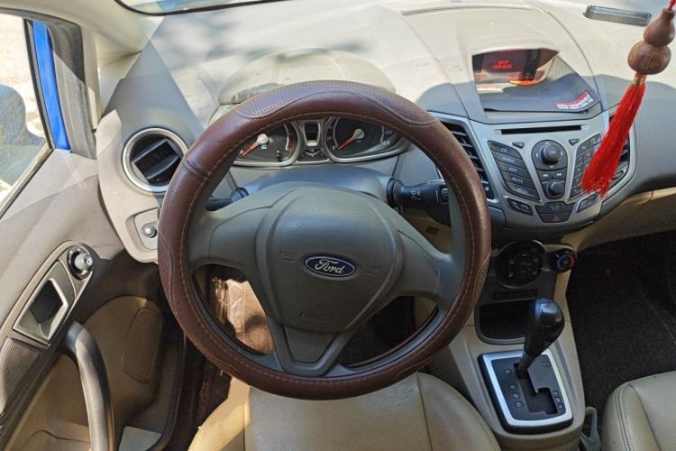 Used Ford Fiesta 2011 Hatchback 1.5L Automatic Fashion Edition Steering Wheel