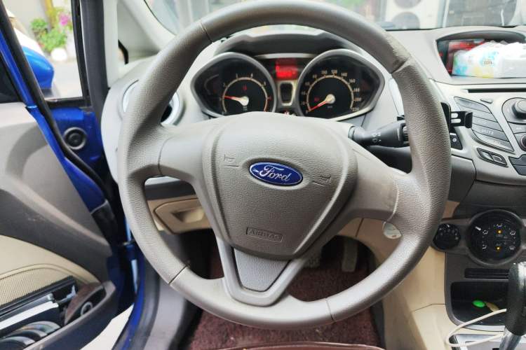 Used Ford Fiesta 2011 Hatchback 1.5L Automatic Fashion Edition Steering Wheel