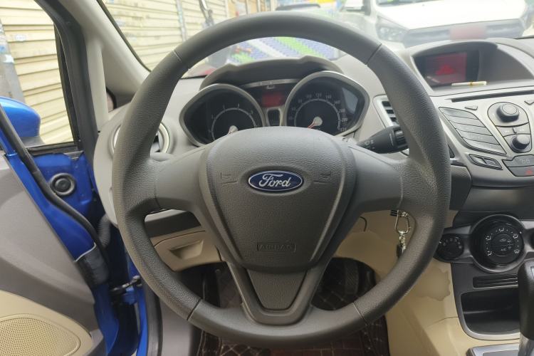 Used Ford Fiesta 2011 Sedan 1.5L Automatic Fashion Edition Steering Wheel