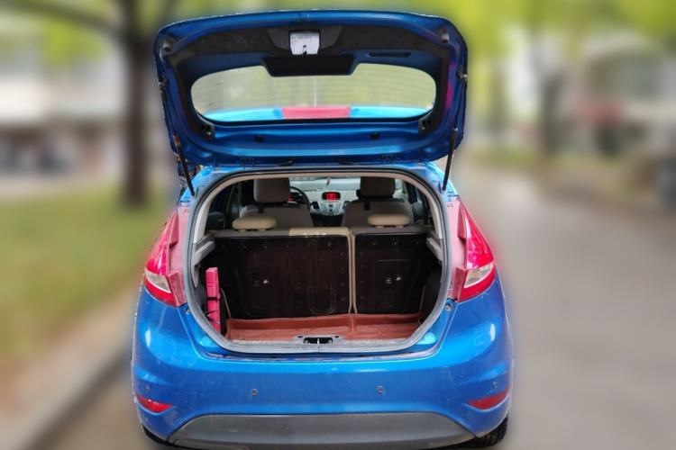 Used Ford Fiesta 2011 Hatchback 1.5L Automatic Fashion Edition Trunk