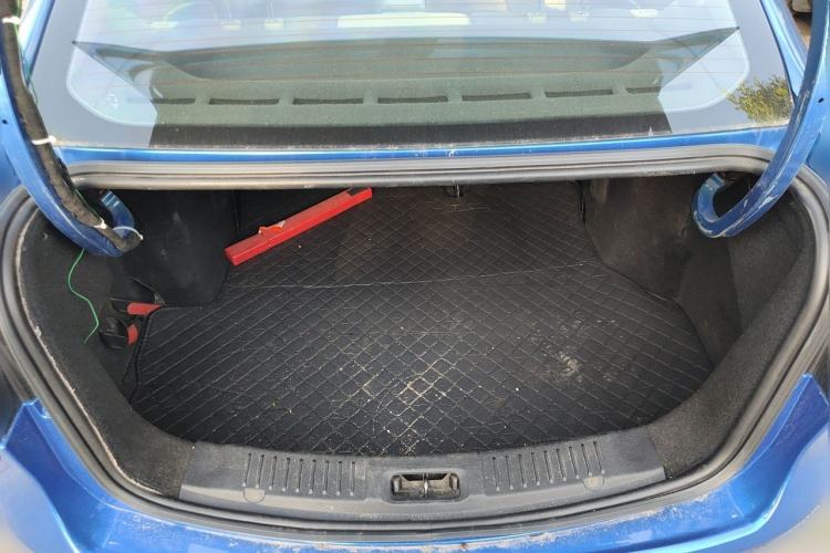 Used Ford Fiesta 2011 Sedan 1.5L Automatic Fashion Edition Trunk