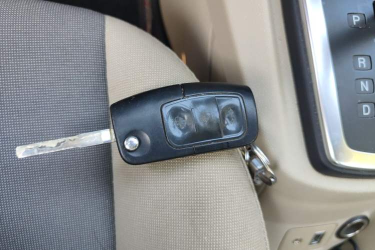 Used Ford Fiesta 2011 Sedan 1.5L Automatic Fashion Edition Vehicle Key