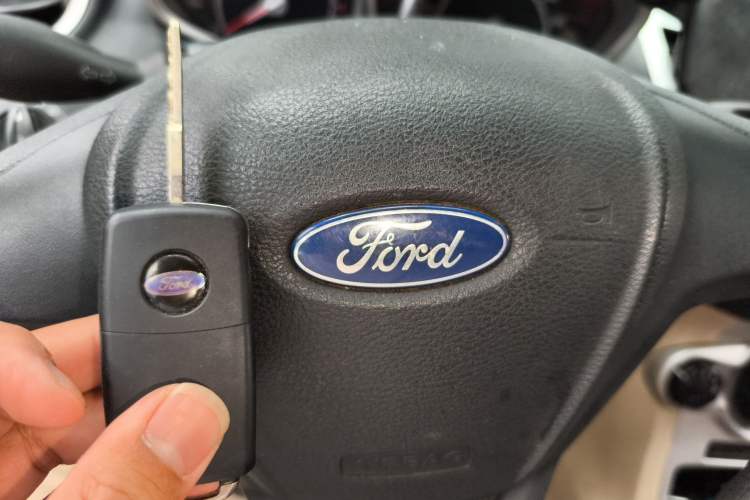 Used Ford Fiesta 2011 Hatchback 1.5L Manual Fashion Edition Vehicle Key